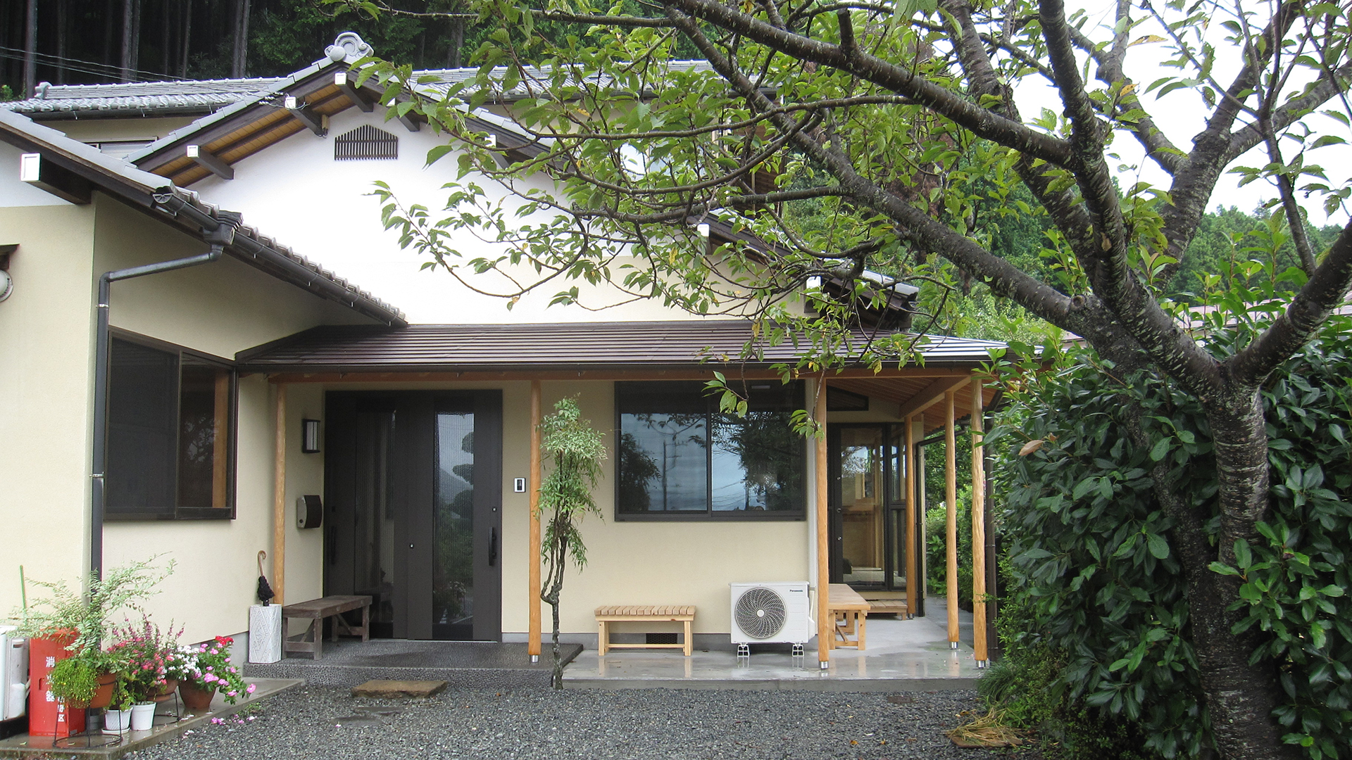 住宅リフォームや戸建住宅の設計・施工、住宅の建て替え、古民家再生なら静岡県富士宮市の有限会社仁建設にお任せください。